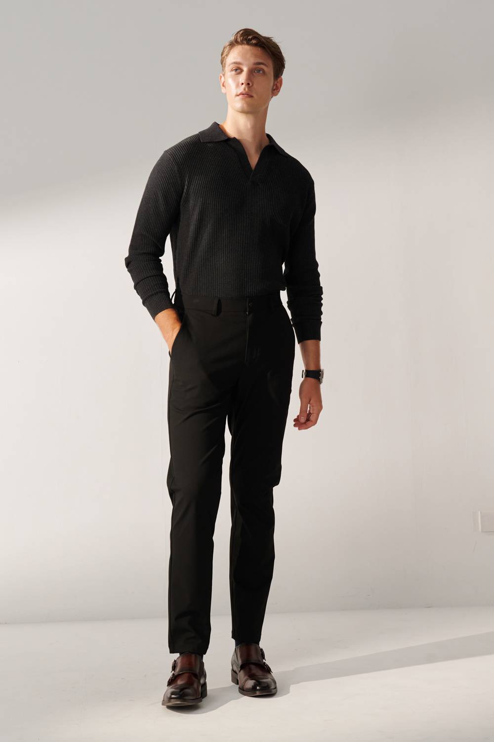 SST&C Gray and Black V-Lapel Vertical Stripe Knitted Sweater | 00182409004_3