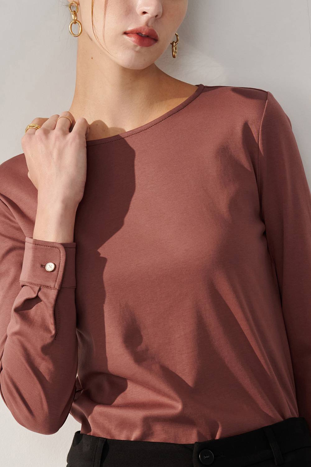 SST&C Cocoa Boat Neck Silky T-Shirt | 01202409002_6