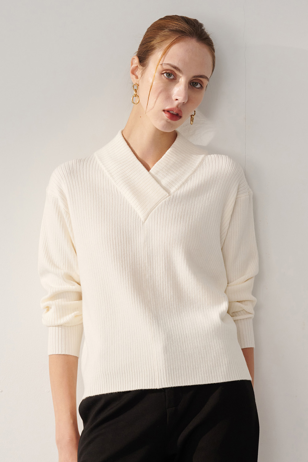 SST&C White Turtleneck Sweater | 01182409004_0