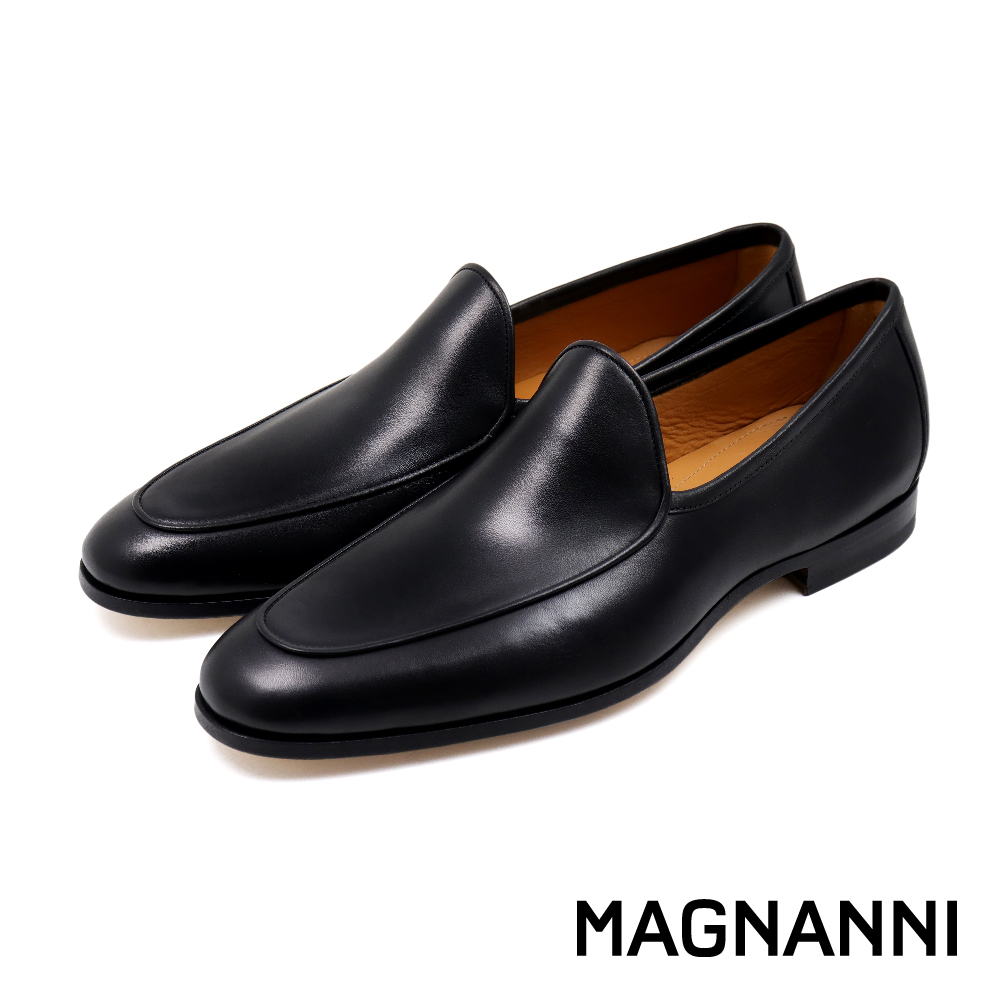 【MAGNANNI】西班牙真皮手工素面裙飾樂福鞋 黑色(23783-BL)