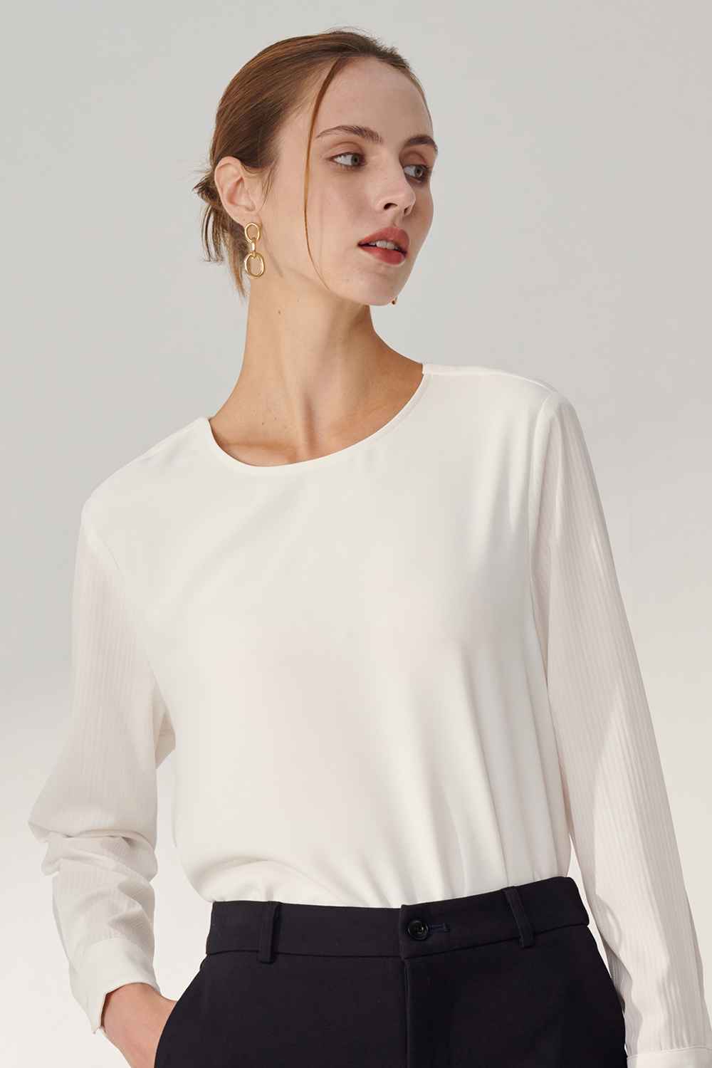 SST&C White Round Neck Pullover With Sleeves | 01082409003_1