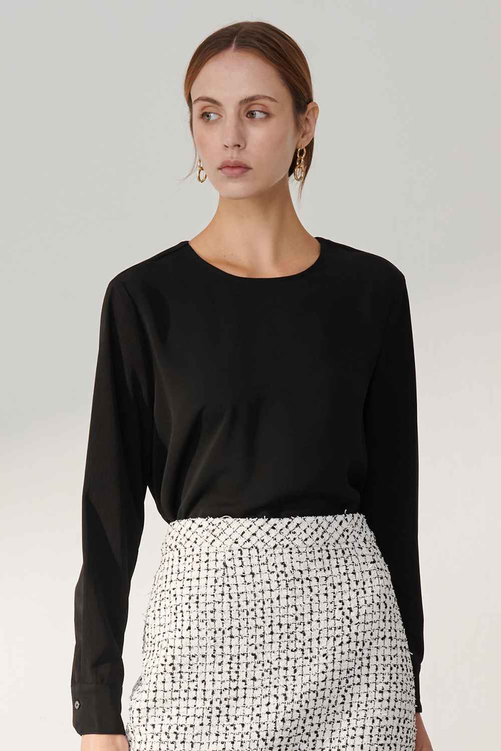 SST&C Black Round Neck Pullover With Sleeves | 01082409004_0