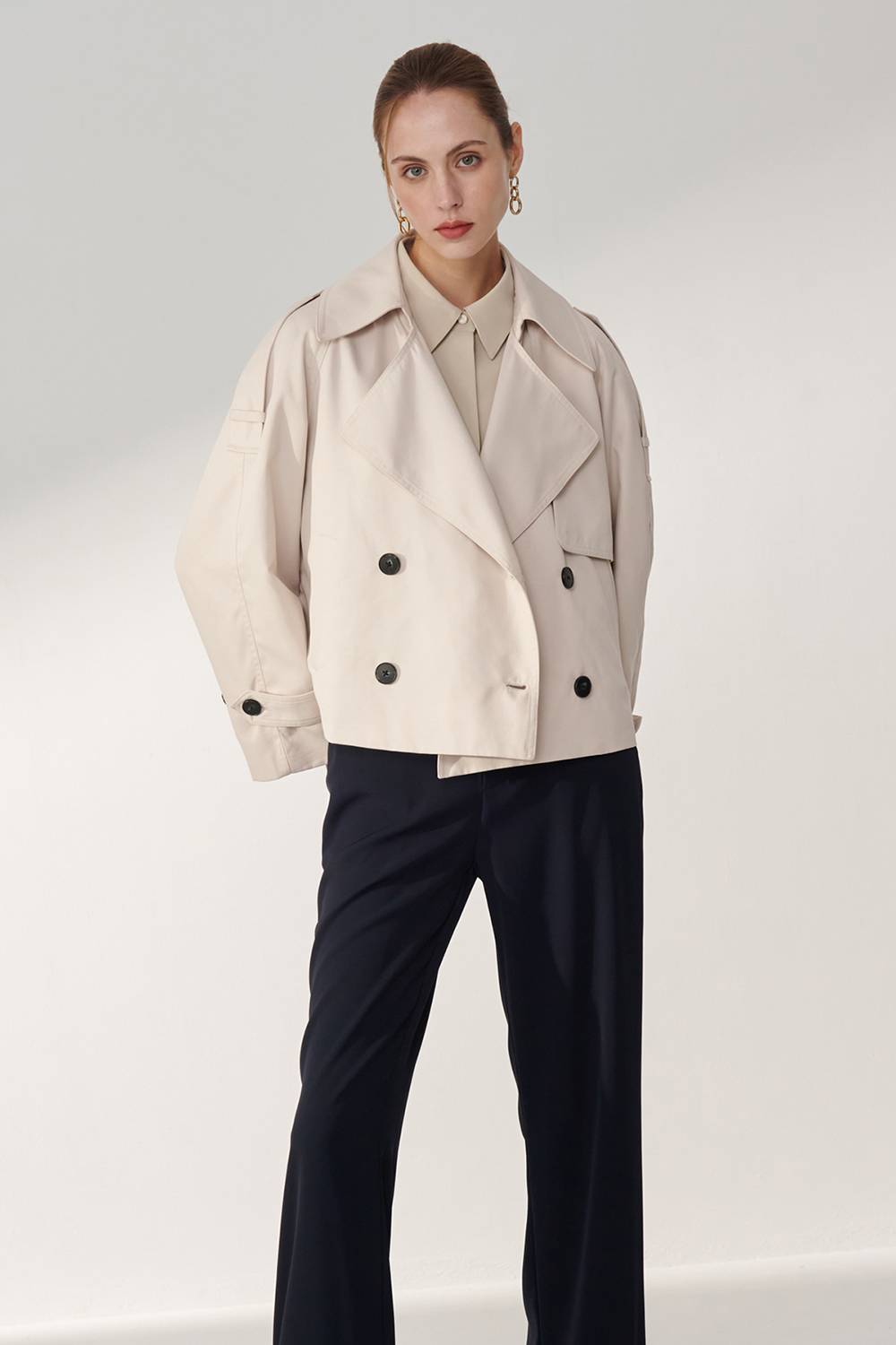 SST&C Light Khaki Short Windbreaker Jacket | 01142409001_4