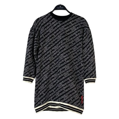 【環球板橋車站店】GIVENCHY/長袖T/10/13908