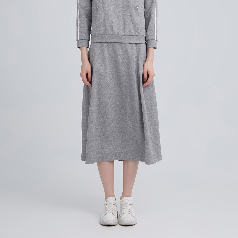 ILEY伊蕾 舒適彈性太空棉A字中長裙(灰；M-XL)_0