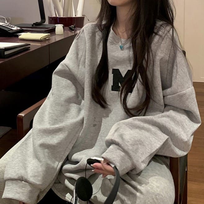 極簡風粗黑體M長袖衛衣大學T_0