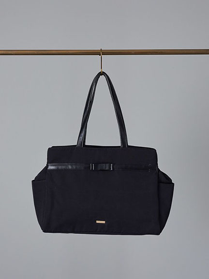 【WEB限定】防潑水加工蝴蝶結緞帶多層手提袋(8S43F0J2000) - Maison de FLEUR