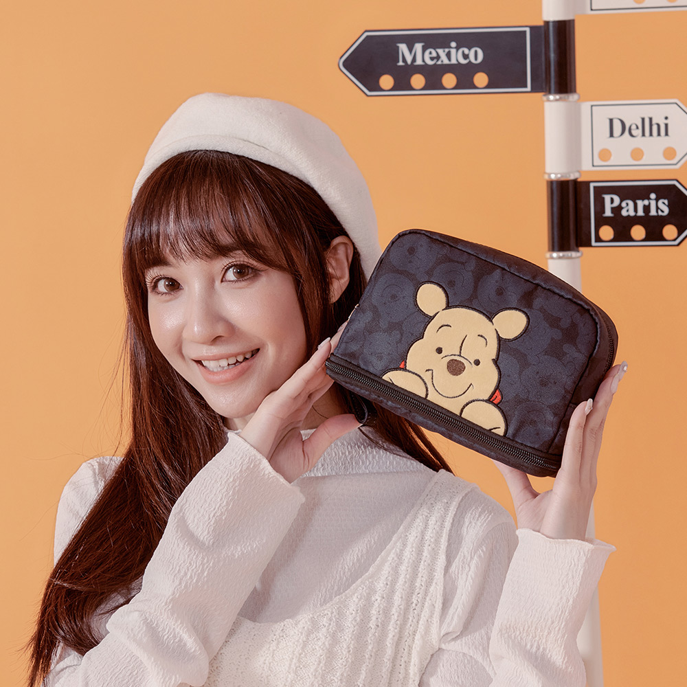 【DISNEY】小熊維尼萌萌頭-化妝包-黑 PTD23-E5-23BK