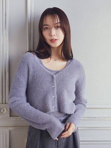 【SET ITEM】羽毛紗毛絨短版V領罩衫+方領背心(1M44L2D0100) - earth music&ecology