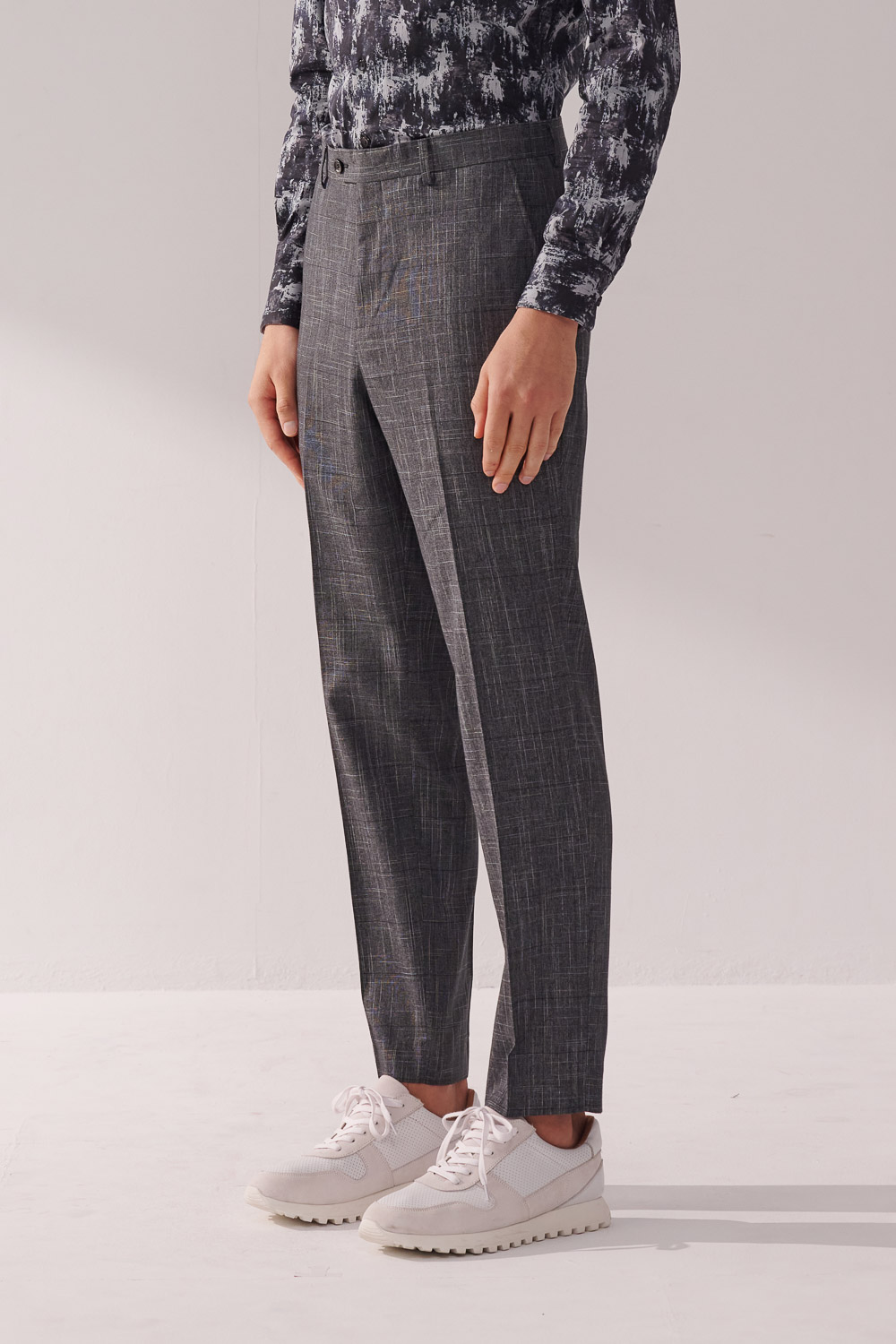 SST&C Dark Gray Textured Slim Fit Suit Trousers | 00022410007_5