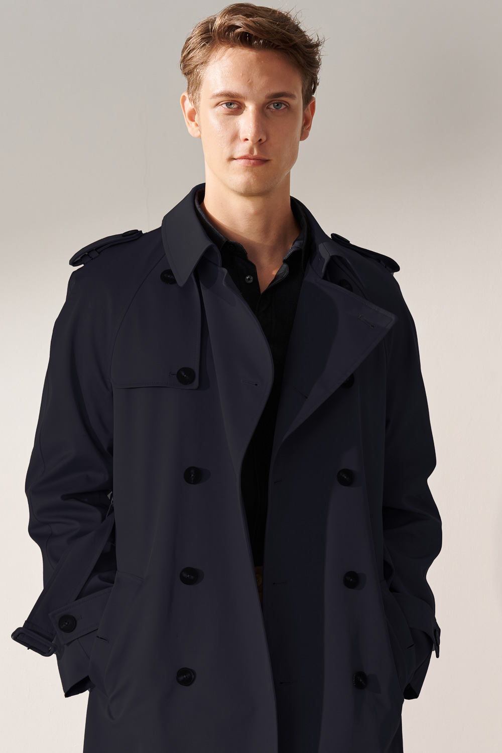 SST&C Black Double-Breasted Long Trench Coat | 00142410004_2