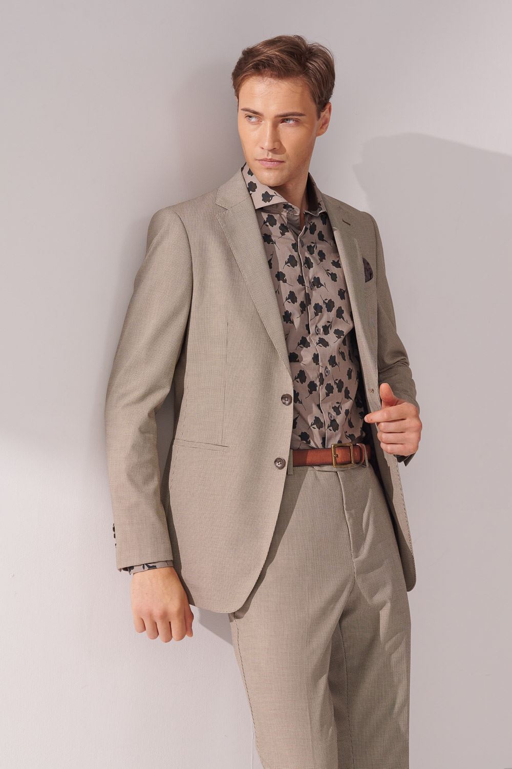SST&C Khaki Green Large Floral Print Standard Shirt | 00062410018_5