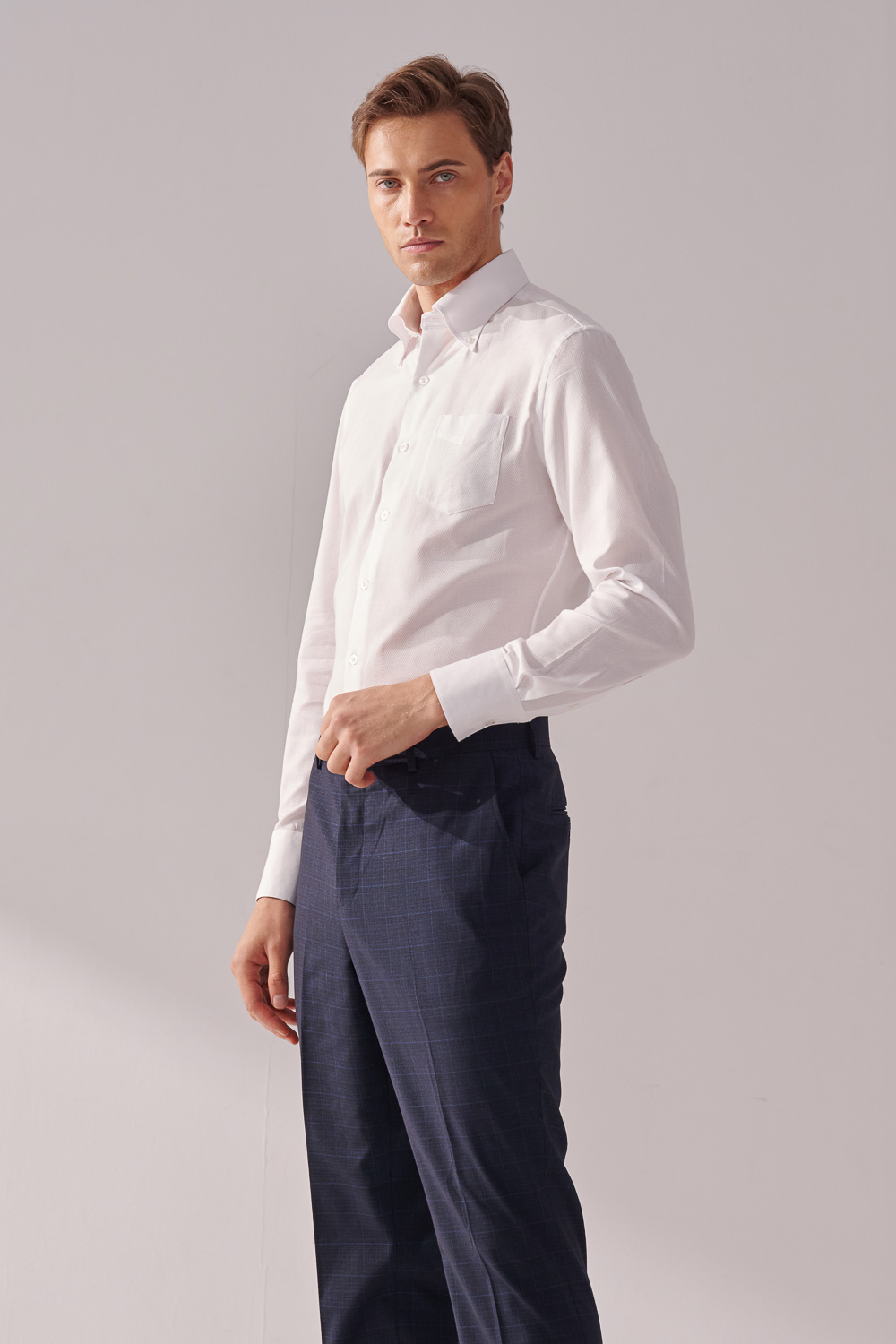SST&C White Textured Standard Fit Shirt | 00062410020_2