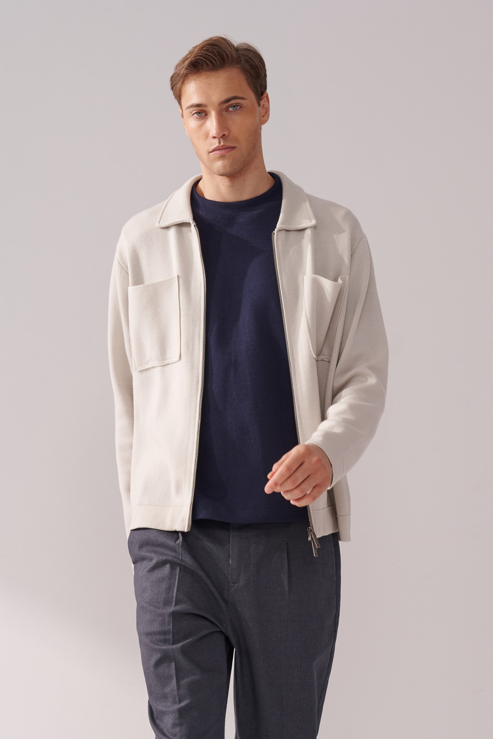 SST&C Cloud Gray Double Pocket Knitted Jacket | 00182410009_4