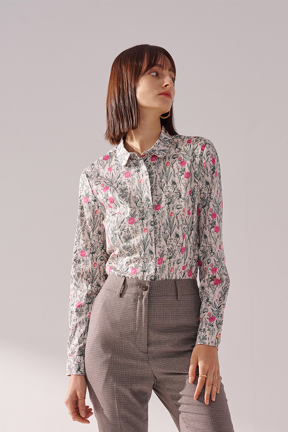 SST&C Rose Crew Neck Fitted Shirt | 01062410004_0