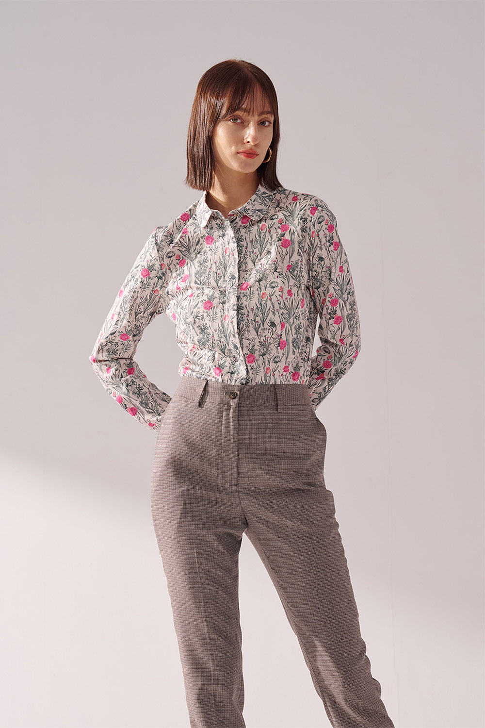 SST&C Rose Crew Neck Fitted Shirt | 01062410004_1