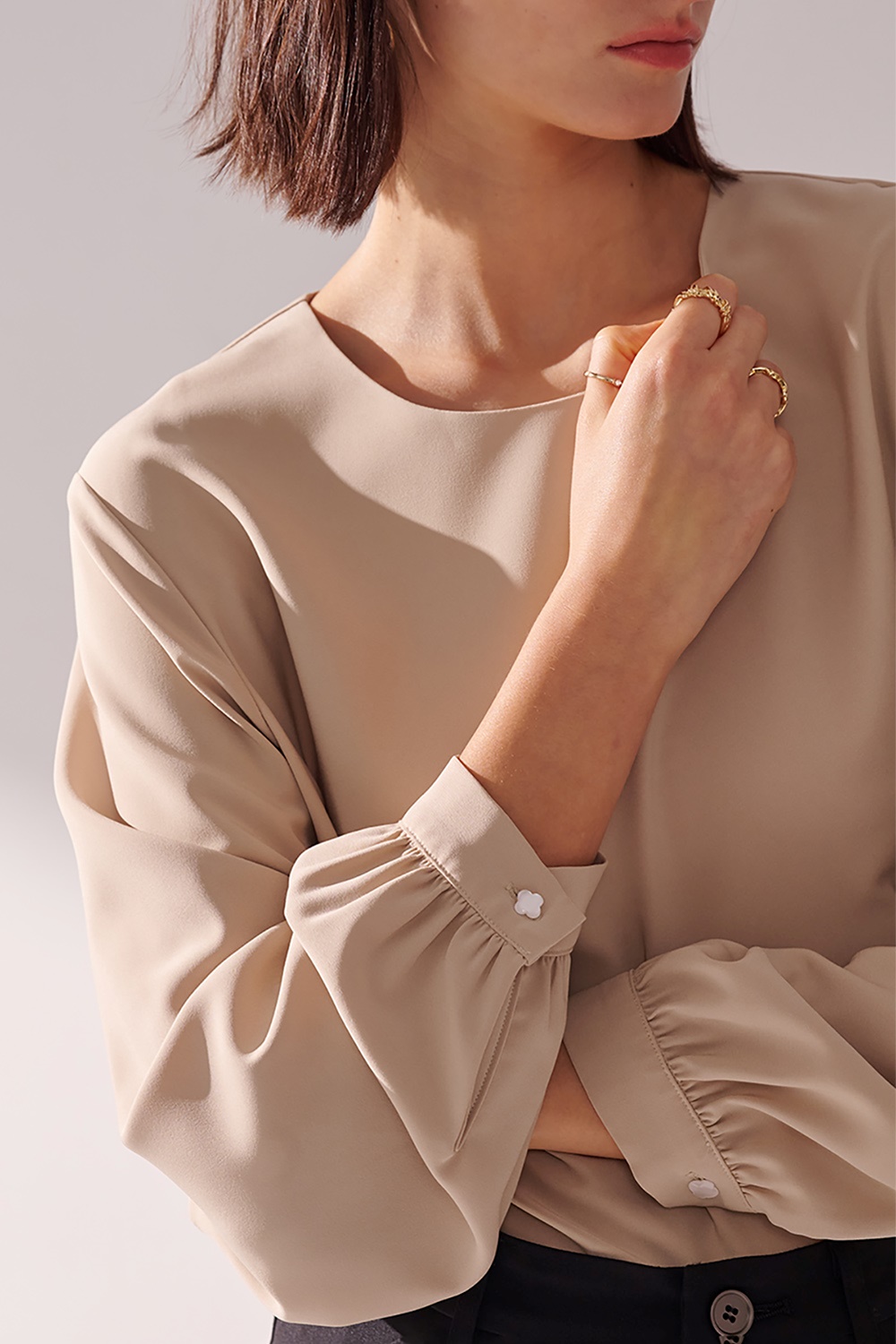 SST&C Light Khaki Round Neck Pleated Pullover | 01082410005_6