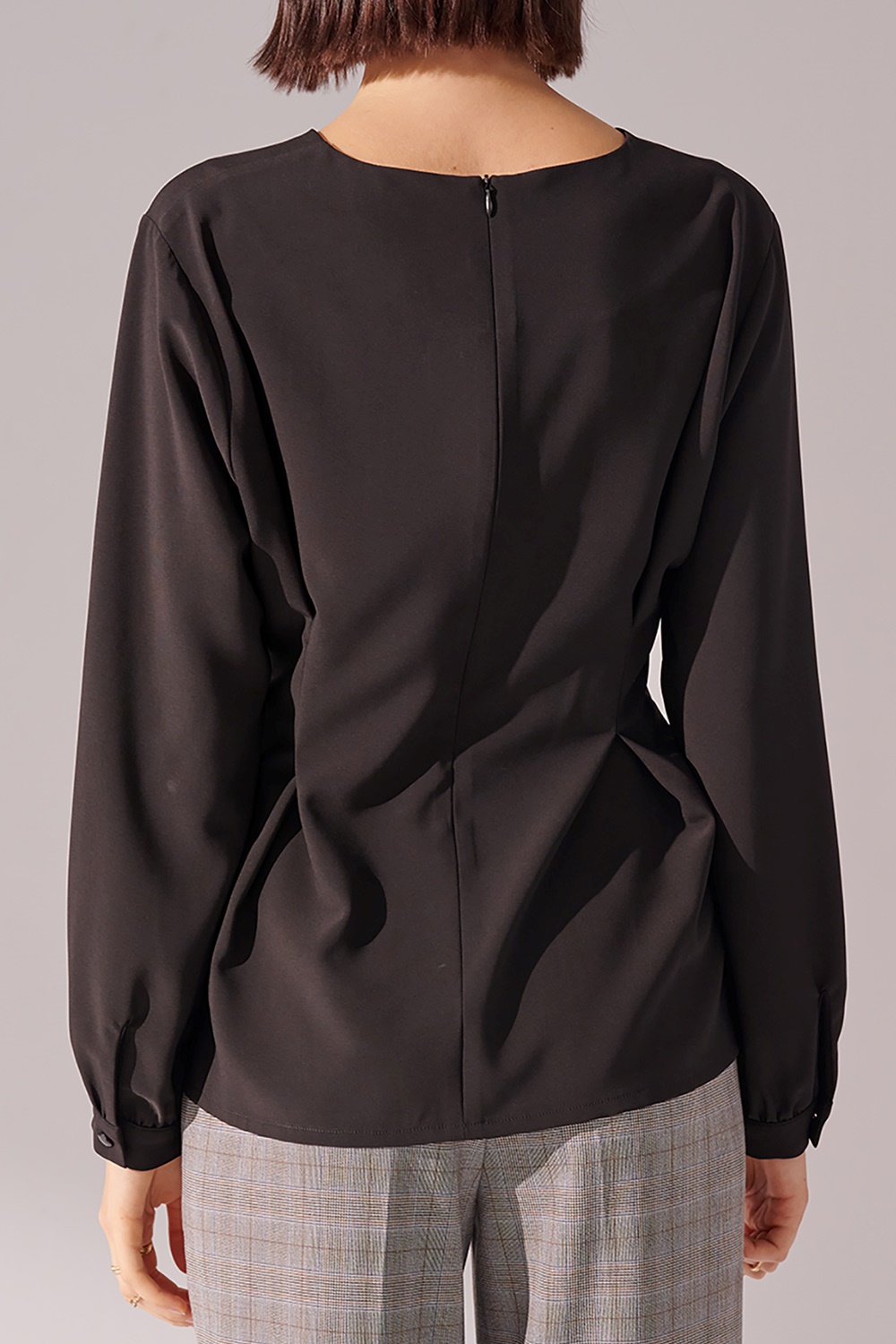 SST&C Black Round Neck Pleated Pullover | 01082410006_6
