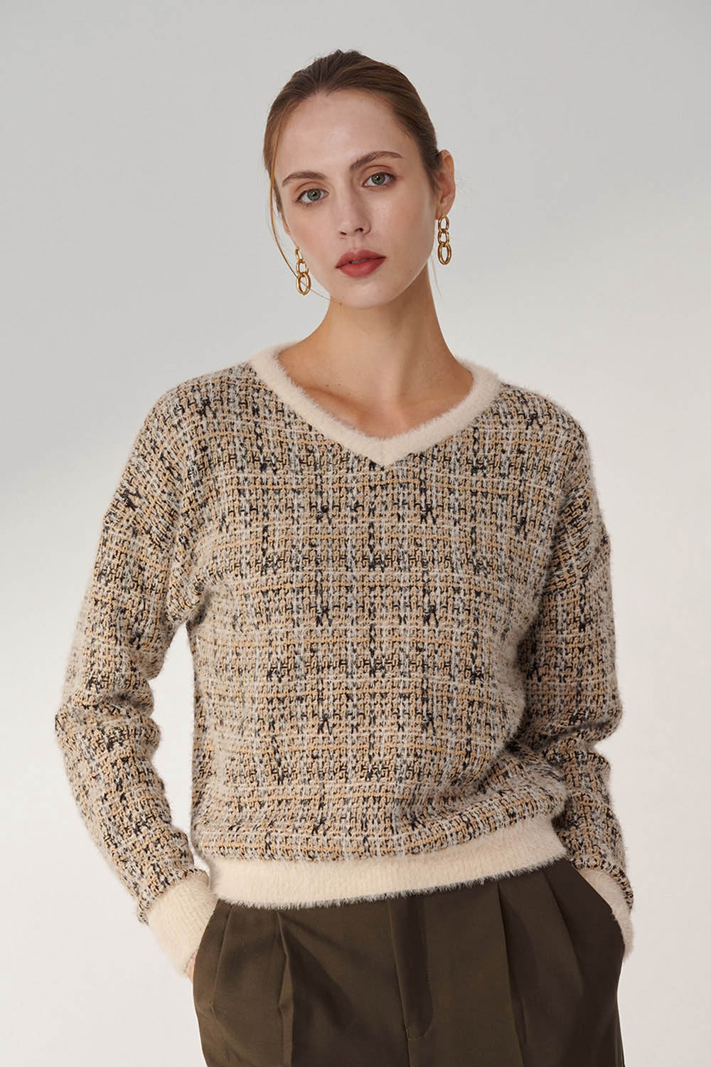 SST&C Deep Camel V-Neck Small Fragrant Style Pullover Sweater | 01182410005_0