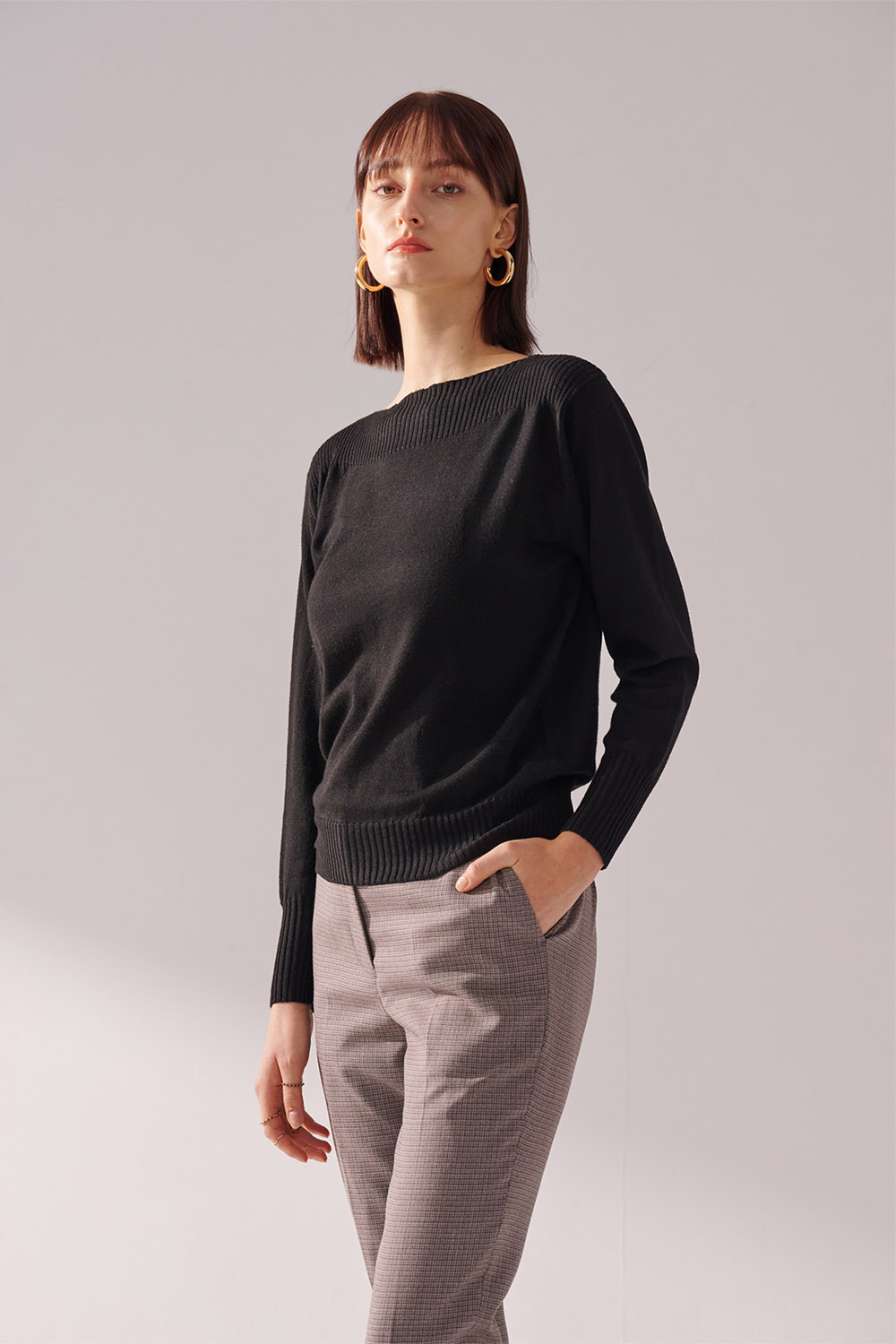 SST&C Black Crew Neck Pullover Sweater | 01182410008_1