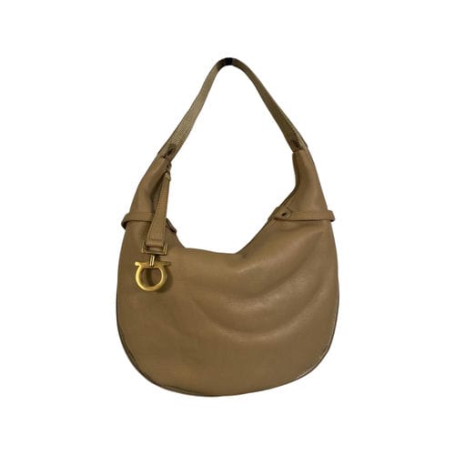 【新光三越台南中山店】Salvatore Ferragamo/側背包//AU-21/6395