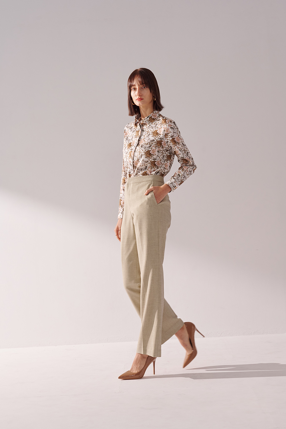 SST&C Butterfly Floral Square Neck Shirt | 01062410002_3