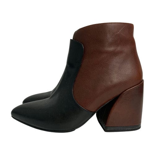 【高雄夢時代店】Jeffrey Campbell/短靴/其他/BENTLEE