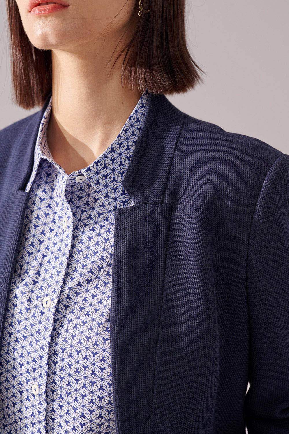SST&C Geometric Square Neck Fitted Shirt | 01062411004_6