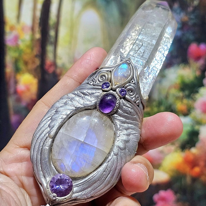 天使之翼權杖寶石手作墜-南美藝術家手作墜鍊系列~天然水晶柱、彩虹月光石、紫水晶、捷克水晶 設計飾品/項鍊 聖哲曼_1