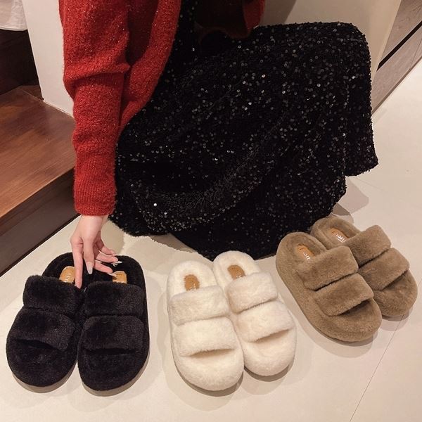 【現貨出清】甜美毛毛素色雙帶圓頭厚底拖鞋．白鳥麗子_1