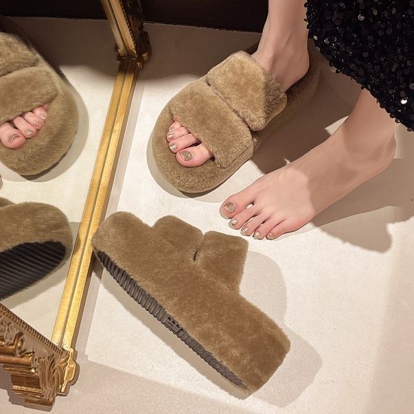 【現貨出清】甜美毛毛素色雙帶圓頭厚底拖鞋．白鳥麗子_2