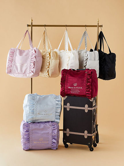 【WEB限定】甜美荷葉邊造型旅行手提包(8S43F0J1600) - Maison de FLEUR