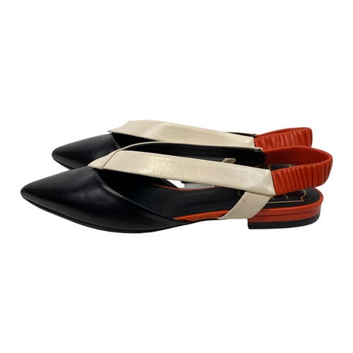 【苗栗尚順廣場店】Roger Vivier/淺口皮鞋/37/RVW46121
