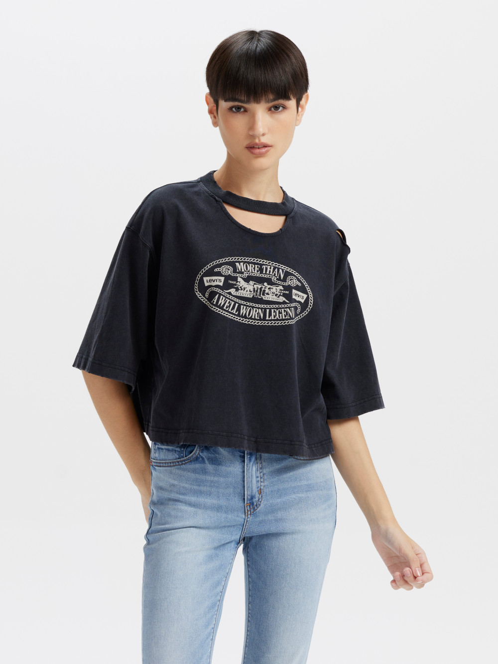 Levi’s® 女款 短版T 破壞設計 Tee 短袖 馬車LOGO 人氣新品