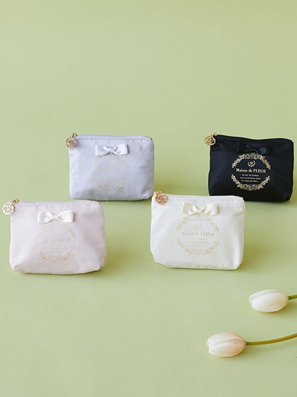 典雅玫瑰刺繡品牌標誌方形收納包(08000167800) - Maison de FLEUR