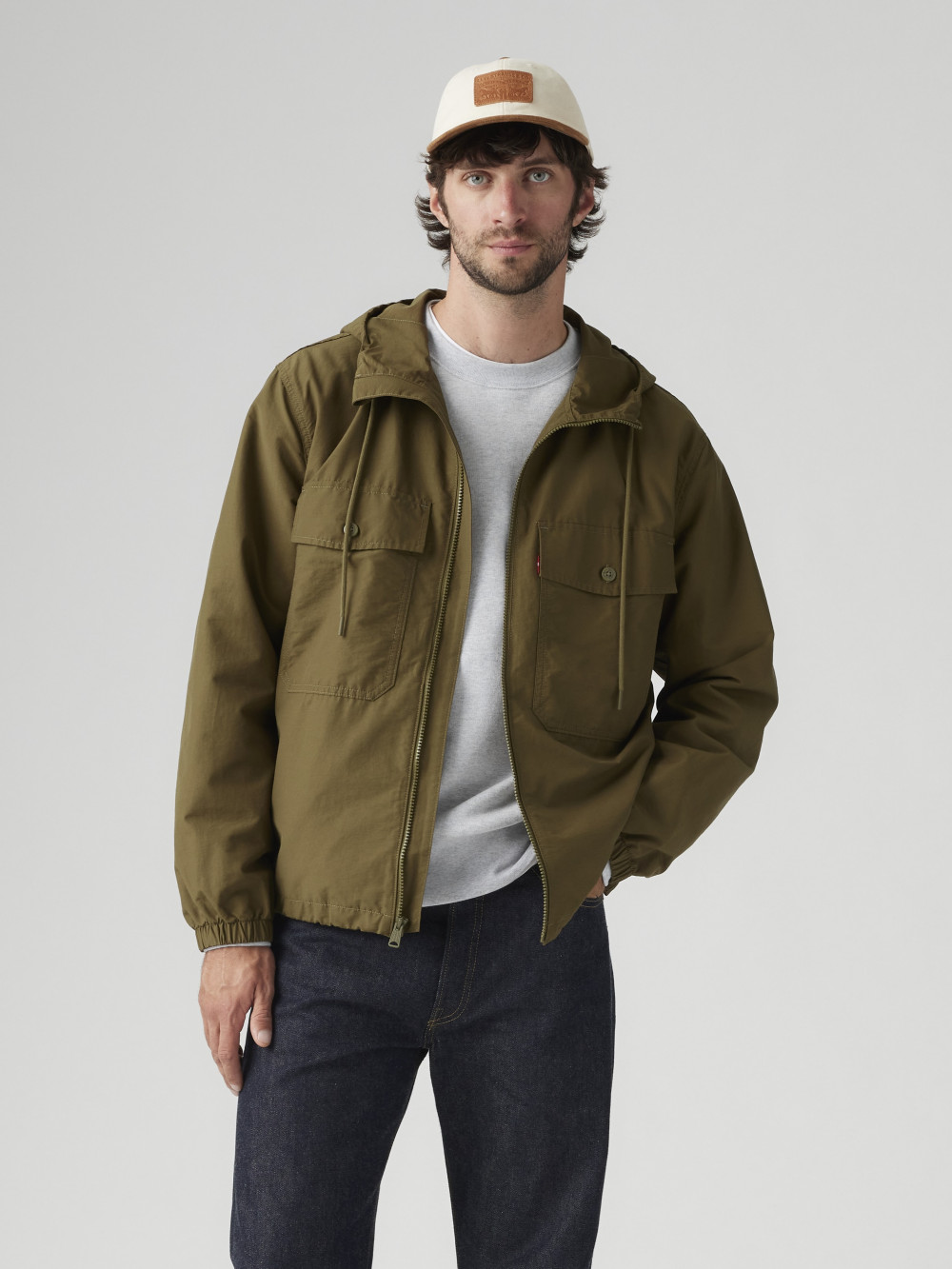 Levi’s® 男款 連帽抽繩式拉鍊外套 / 夾克 人氣新品