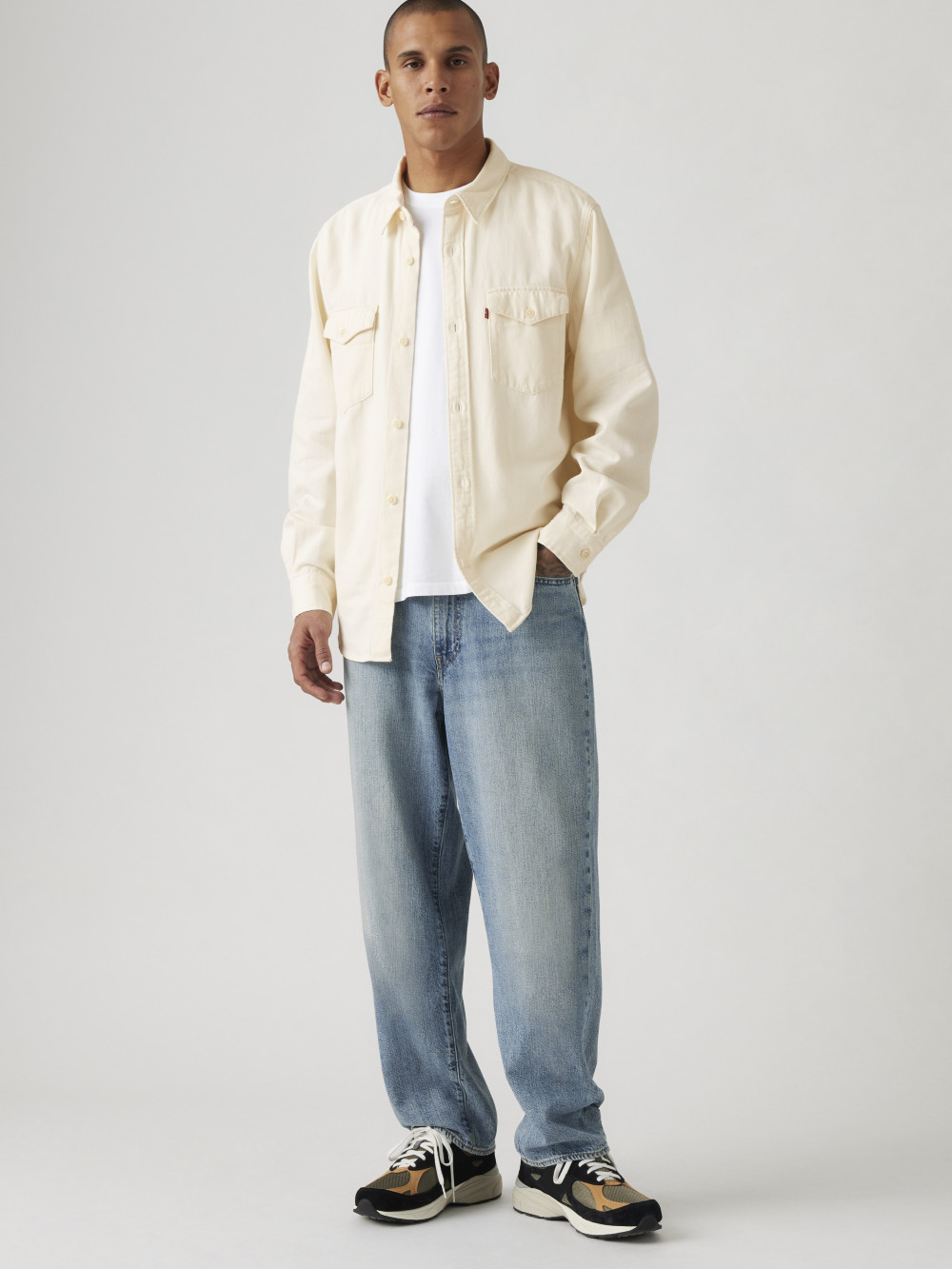 568™ LOOSE STRAIGHT 男款中腰寬鬆直筒牛仔褲 人氣新品