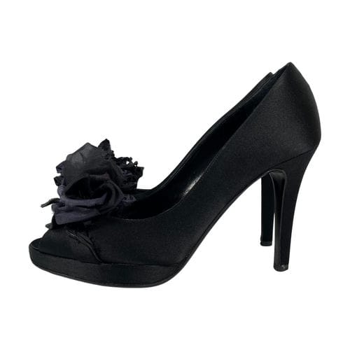 【環球板橋車站店】VALENTINO/淺口皮鞋/37/501 RSO
