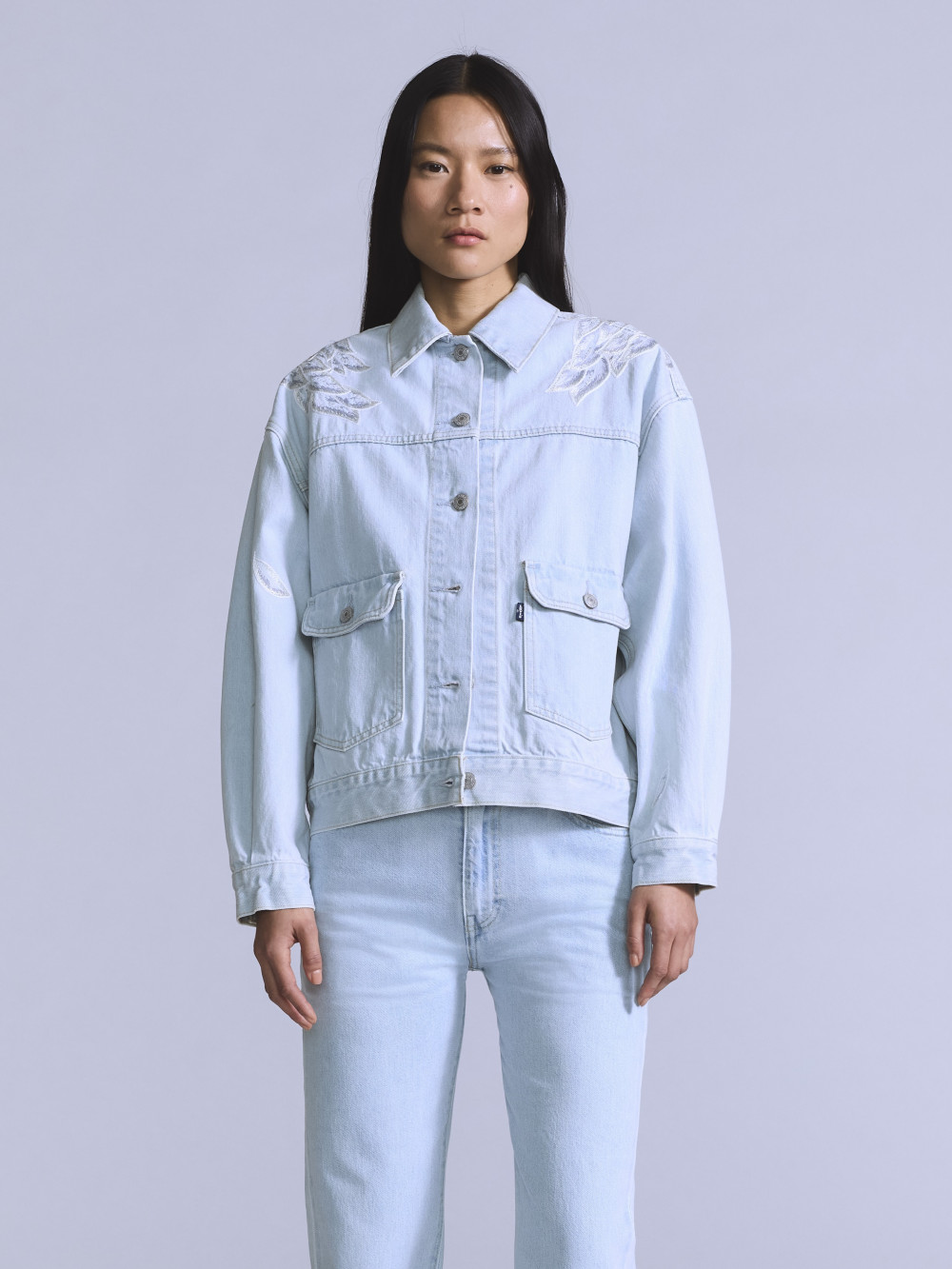 Levi’s® BLUETAB™ 女款 寬鬆丹寧牛仔外套 人氣新品