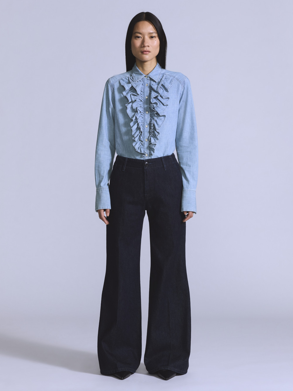 Levi’s® BLUETAB™ 女款 西裝式丹寧牛仔喇叭褲 / 靴型褲 人氣新品