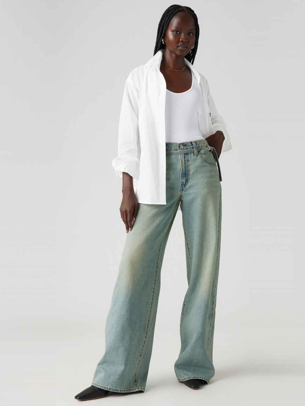 Levi’s® XL Straight 女款 高腰寬鬆直筒牛仔褲 人氣新品
