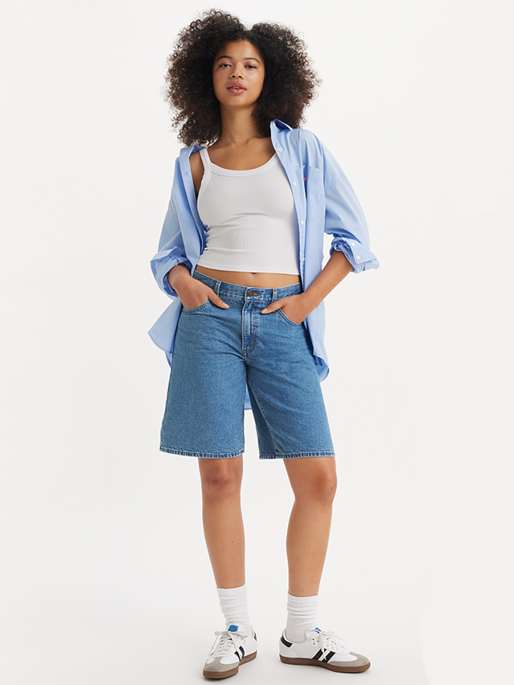 Levi’s® 女款 BAGGY DAD 寬鬆牛仔短褲 人氣新品
