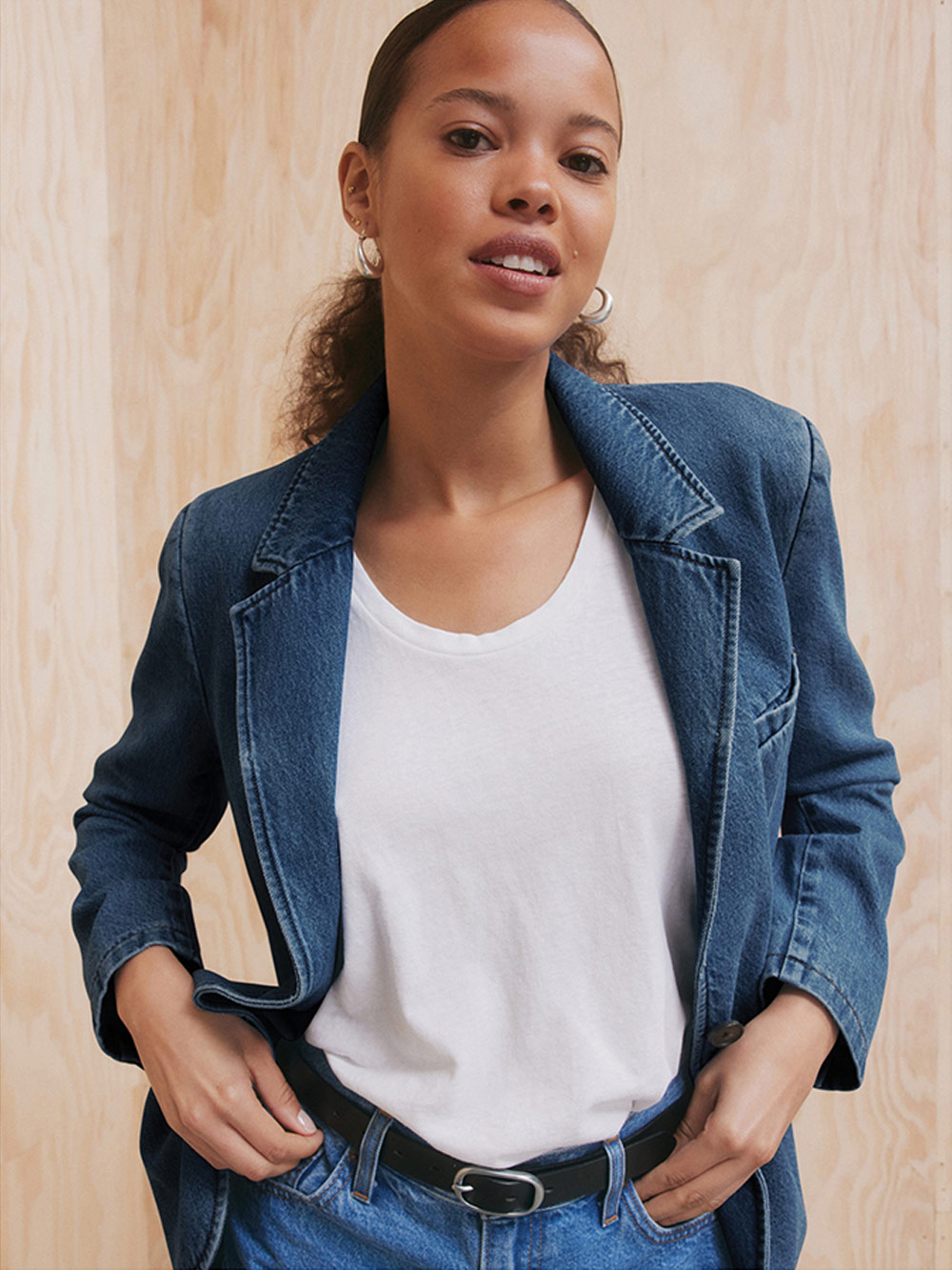 Levi’s® 女款 金屬橢圓頭皮帶 人氣新品
