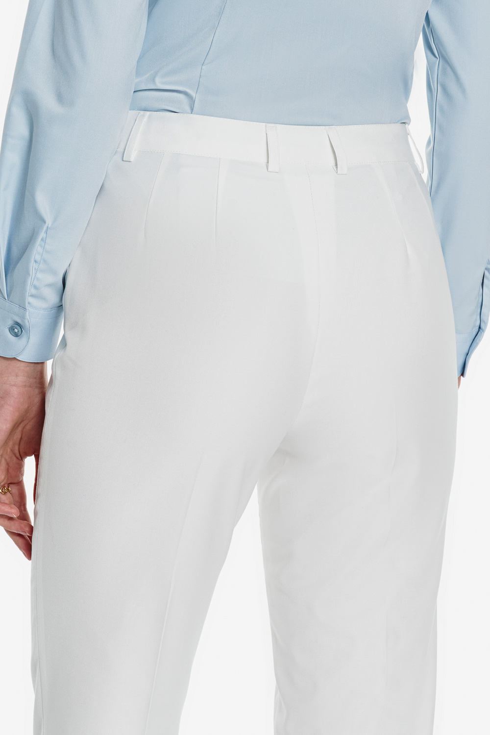 SST&C White Classic Fit Trousers | 01022502006_6