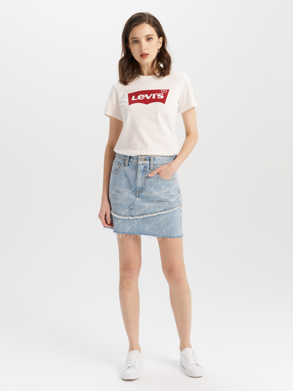 Levi’s® 女款 牛仔裙 牛仔短裙 滿版LOGO設計 人氣新品
