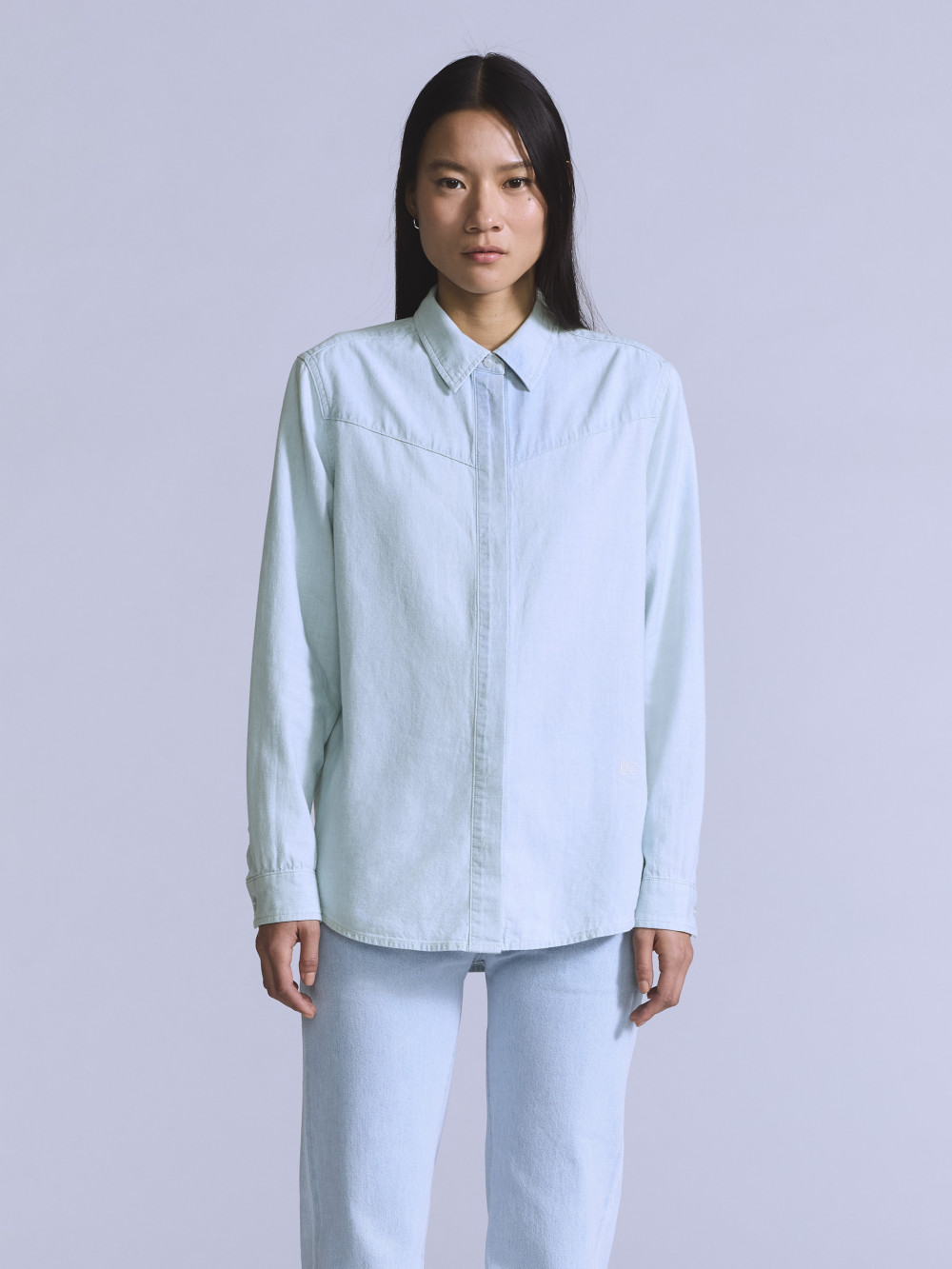 Levi’s® BLUETAB™ 女款 丹寧牛仔襯衫 人氣新品