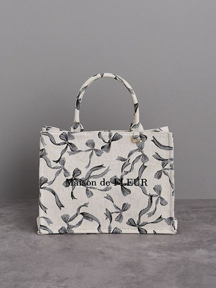 【WEB限定】氣質蝴蝶結緞帶花紋方形手提托特包【M】(08000197000) - Maison de FLEUR