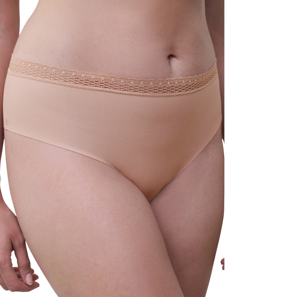 【Chantelle Lab】三角內褲>S-XL>沙漠膚(17OA3_00Q)【Cozy Chic】_1