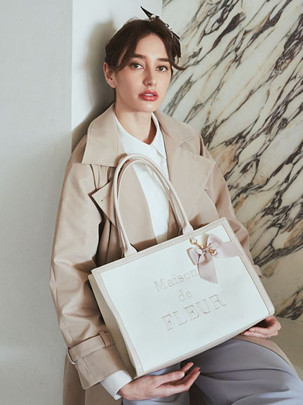 配色滾邊品牌刺繡方型手提包(08000217600) - Maison de FLEUR