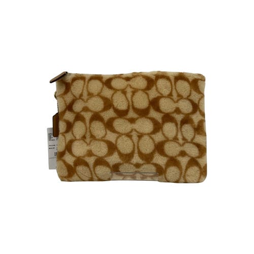 【環球桃園A8店】COACH/手拿包//CC157